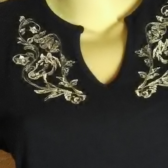 Bit & Bridal Navy Cotton Knit Top Size L - Picture 5 of 5